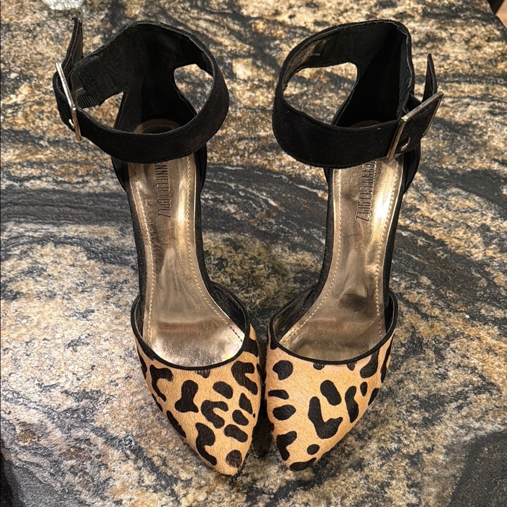 Jennifer Lopez Leopard Cheetah Print Ankle Strap Heels size 6.5 Brand New